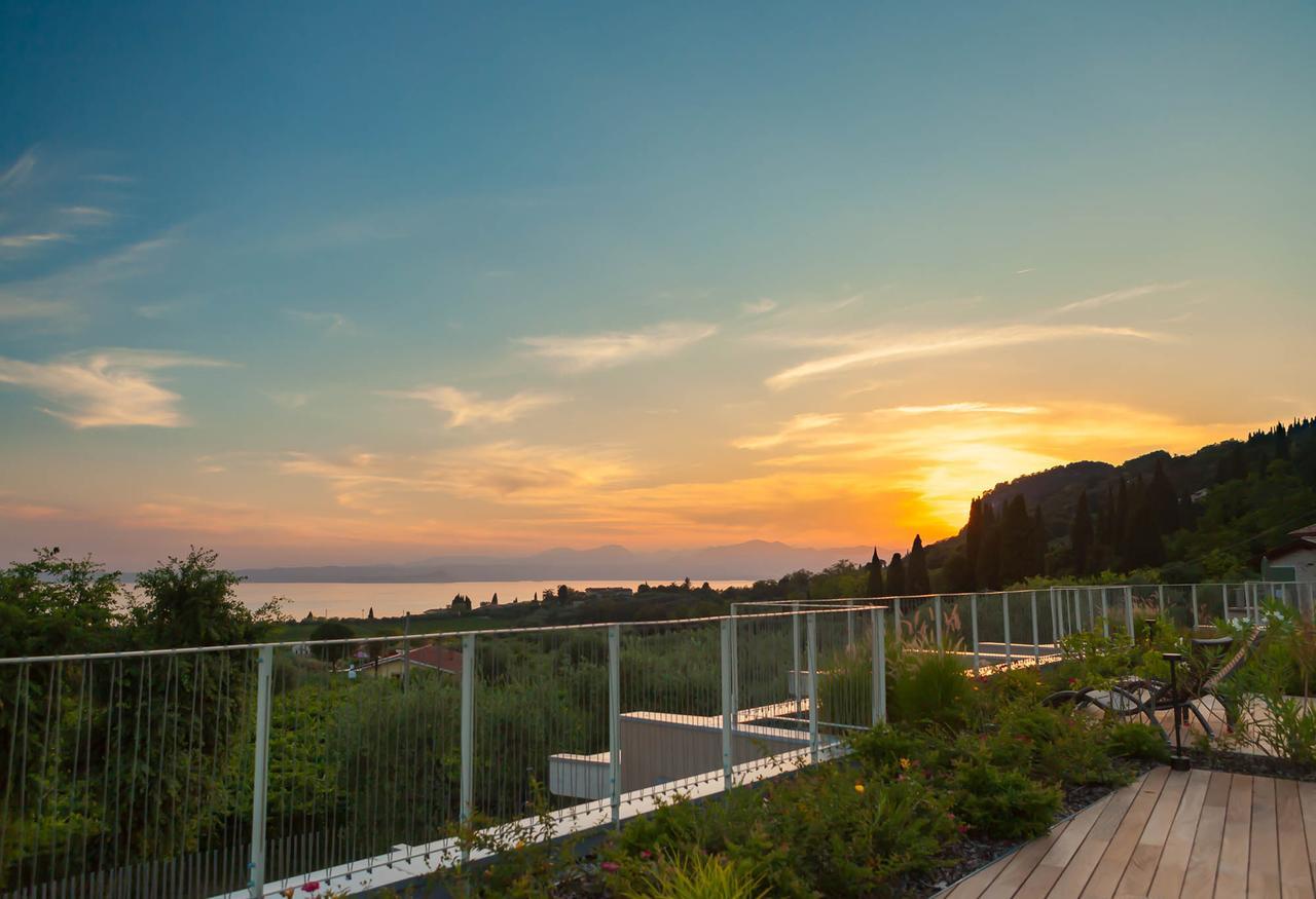 San Colombano Suites Бардолино Екстериор снимка